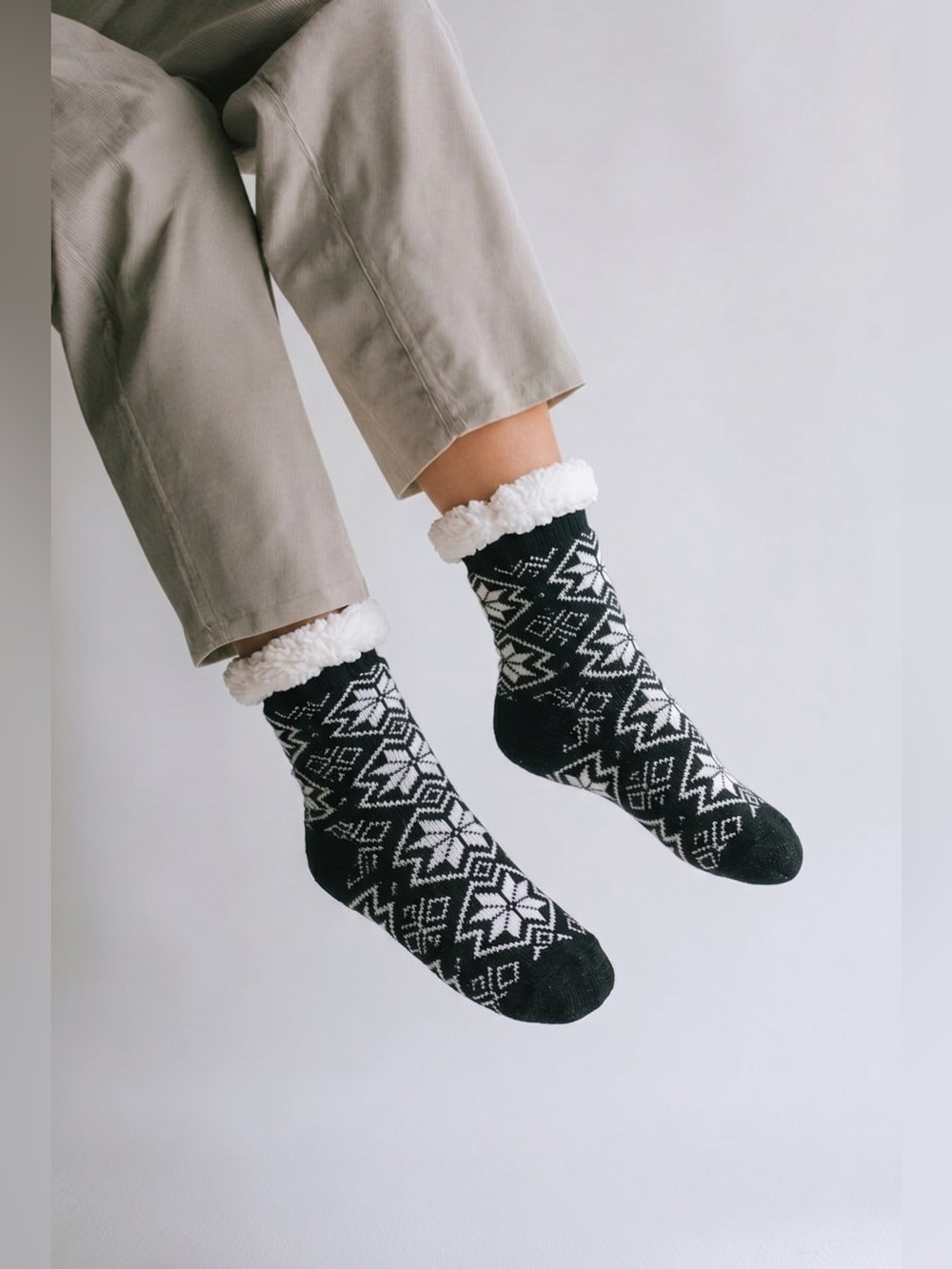 Cozy Reading Socks 🧦